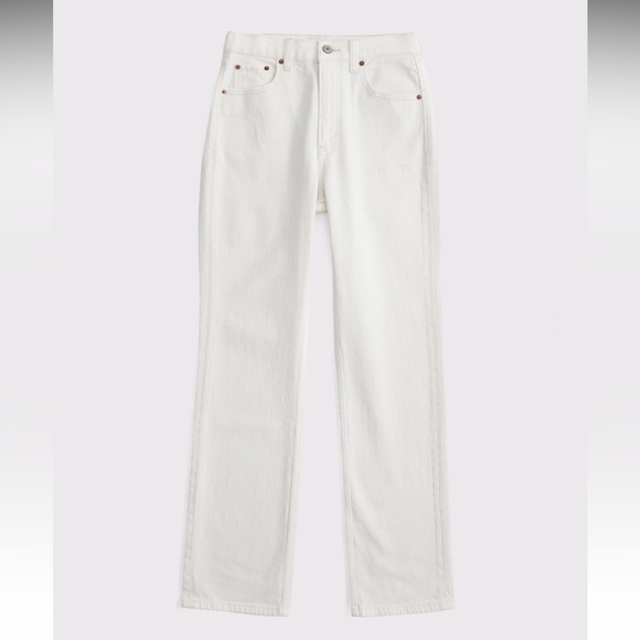 Abercrombie & Fitch - Curve Love Ultra High Rise Ankle Straight Jean - Cream - Picture 6 of 8